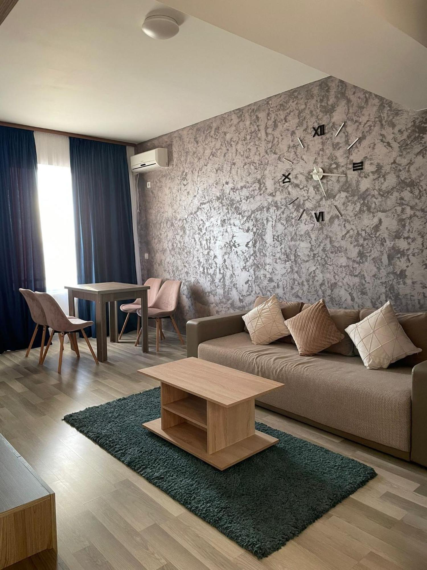 Apartament Bulevard - Summerland مامايا المظهر الخارجي الصورة